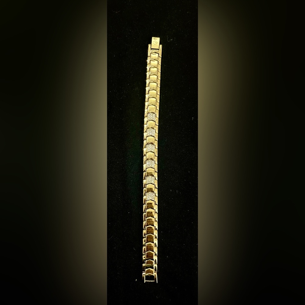 Avon gold  tone tennis bracelet 1980 marked e vintage made in 1980